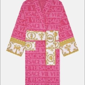 VERSACE I BAROQUE BATHROBE, Pink, Womens size smal, 100% Authentic